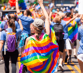 20190616 pride parade 350x310